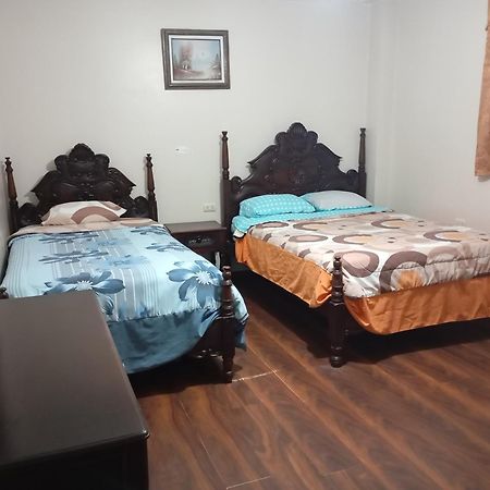Hotel Saraguro לוחה מראה חיצוני תמונה