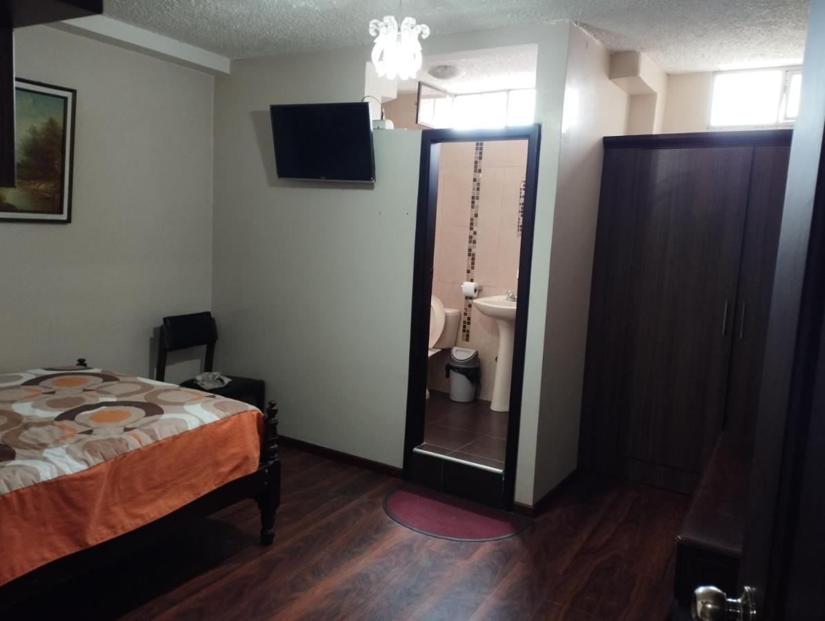 Hotel Saraguro לוחה מראה חיצוני תמונה